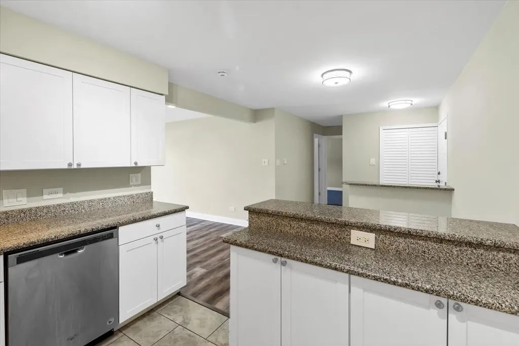 1577 Jill Court Glendale Heights IL 60139