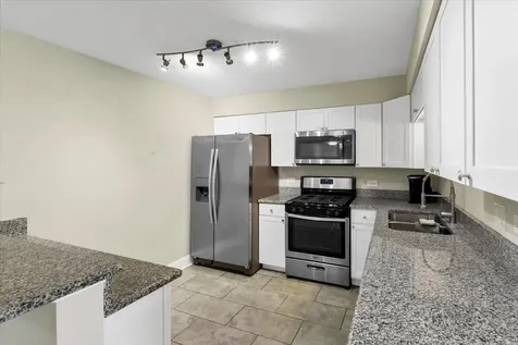 1577 Jill Court Glendale Heights IL 60139