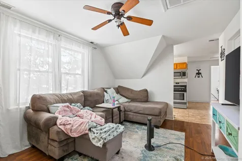 5649 West 87th Place Oak Lawn IL 60453
