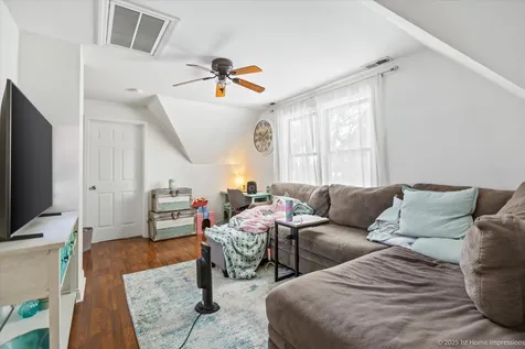 5649 West 87th Place Oak Lawn IL 60453