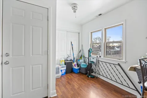 5649 West 87th Place Oak Lawn IL 60453
