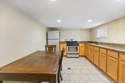 5649 West 87th Place Oak Lawn IL 60453