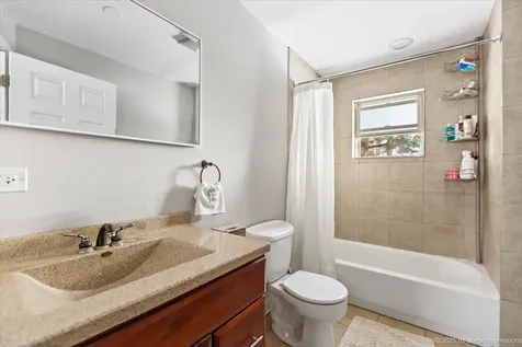 5649 West 87th Place Oak Lawn IL 60453