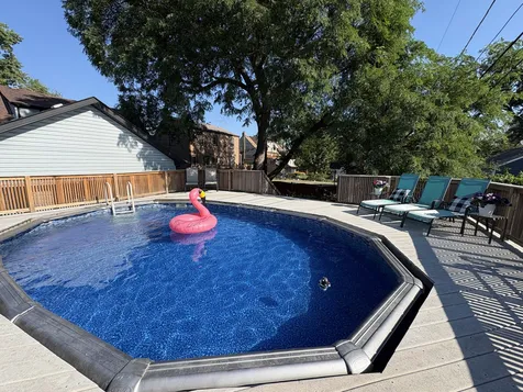 9323 South Spaulding Avenue Evergreen Park IL 60805