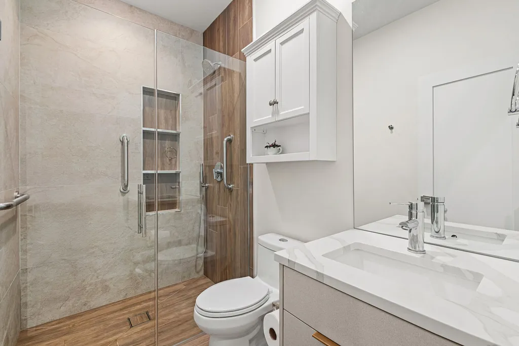 3428 North Kilbourn Avenue Chicago IL 60641