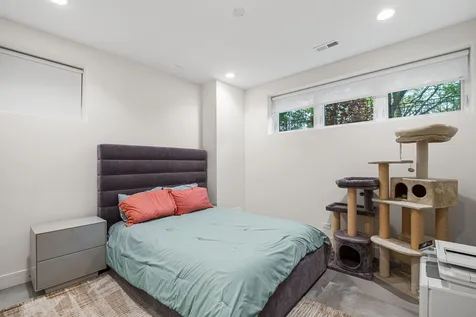 3428 North Kilbourn Avenue Chicago IL 60641