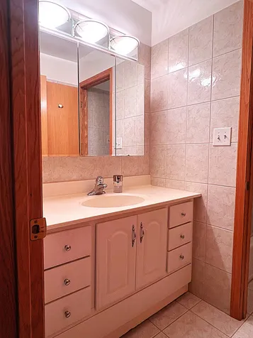 119 Saratoga Court Vernon Hills IL 60061