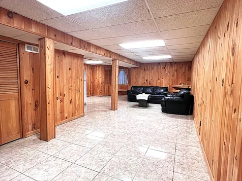 119 Saratoga Court Vernon Hills IL 60061