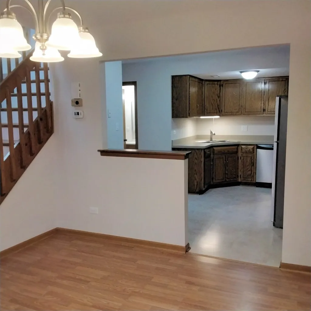 9303 Whitehall Lane Orland Park IL 60462