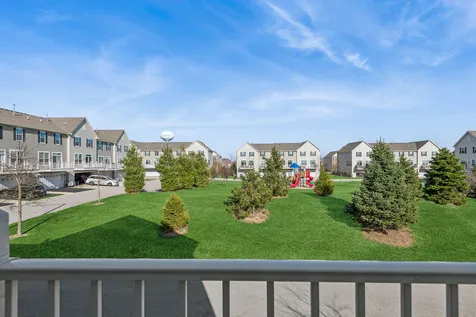 511 Cimmaron Circle Crystal Lake IL 60012
