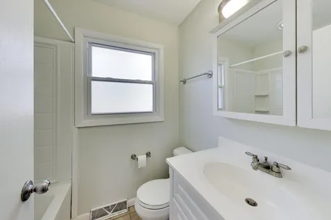 1326 South Dunton Avenue Arlington Heights IL 60005