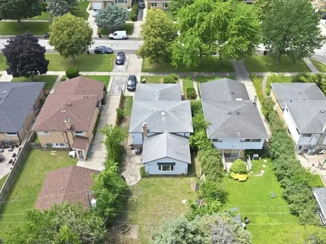 8113 Central Avenue Morton Grove IL 60053