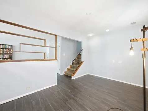 8113 Central Avenue Morton Grove IL 60053