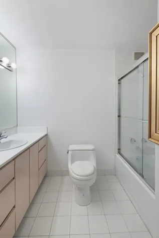 233 East Erie Street Chicago IL 60611