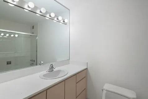 233 East Erie Street Chicago IL 60611