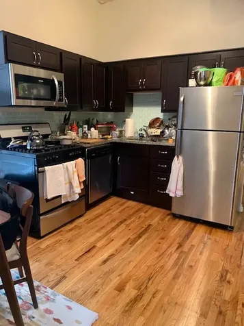 1947 North Cleveland Avenue Chicago IL 60614