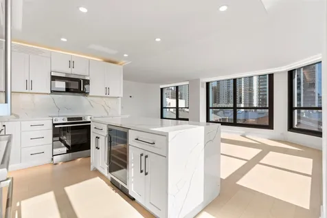 1030 North State Street Chicago IL 60610
