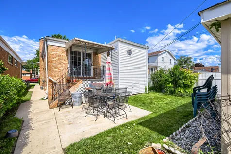 1037 31ST Avenue Bellwood IL 60104