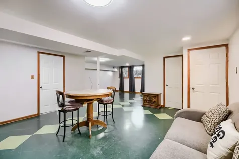 1037 31ST Avenue Bellwood IL 60104