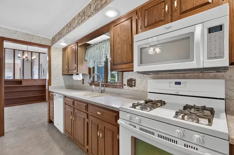 212 Sherman Street Streator IL 61364