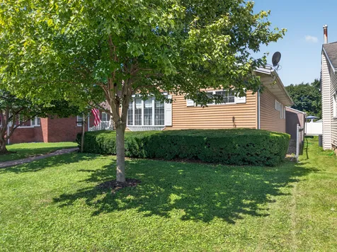 212 Sherman Street Streator IL 61364