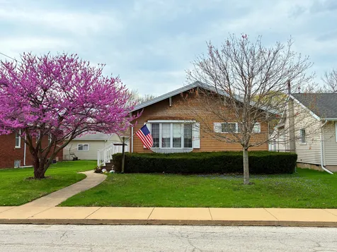 212 Sherman Street Streator IL 61364