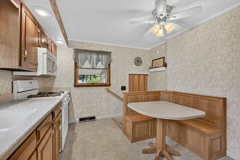 212 Sherman Street Streator IL 61364