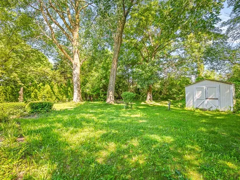 212 Rochester Road Poplar Grove IL 61065