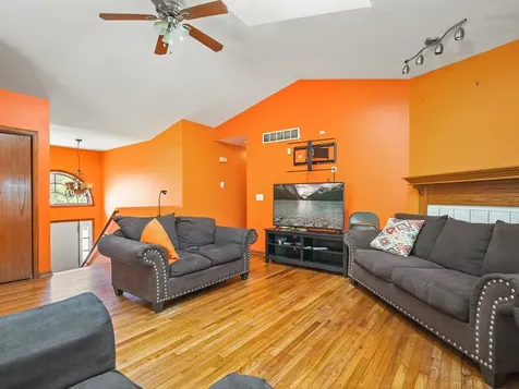 212 Rochester Road Poplar Grove IL 61065
