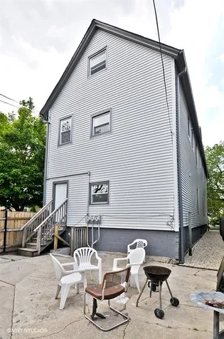 1701 North Maplewood Avenue Chicago IL 60647
