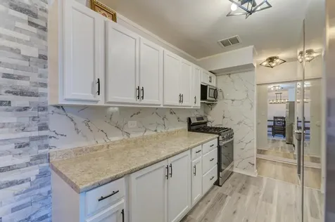 1475 Rebecca Drive Hoffman Estates IL 60169