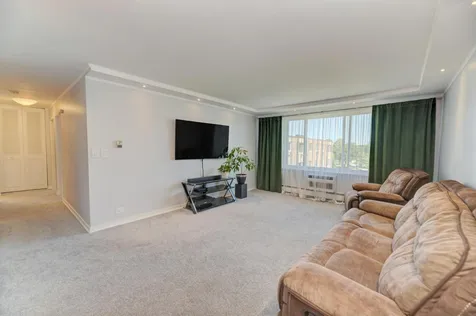 1475 Rebecca Drive Hoffman Estates IL 60169