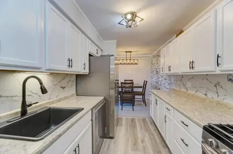 1475 Rebecca Drive Hoffman Estates IL 60169