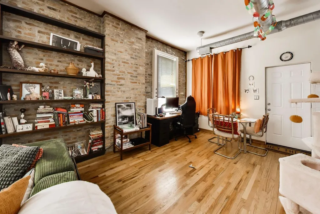 1252 North Artesian Avenue Chicago IL 60622