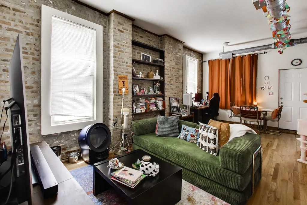 1252 North Artesian Avenue Chicago IL 60622