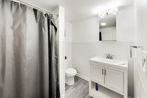 1252 North Artesian Avenue Chicago IL 60622
