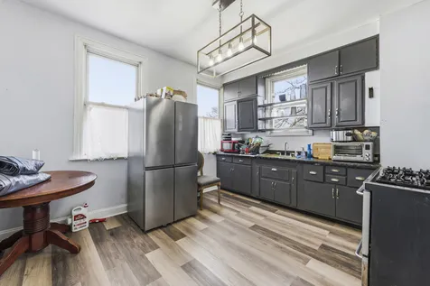 51 West 21st Street Chicago Heights IL 60411