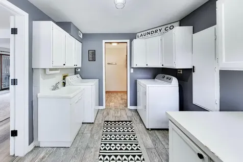 142 North Cady Drive Palatine IL 60074