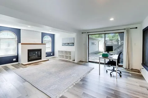 142 North Cady Drive Palatine IL 60074