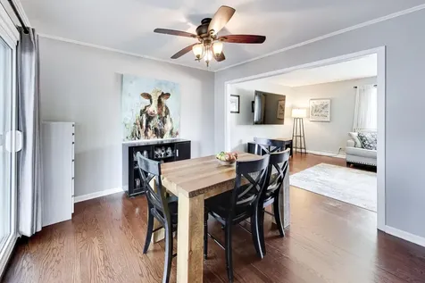 142 North Cady Drive Palatine IL 60074