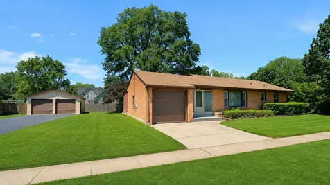 319 North Lord Avenue Carpentersville IL 60110