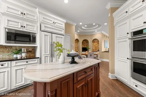 5 Hillburn Court North Barrington IL 60010