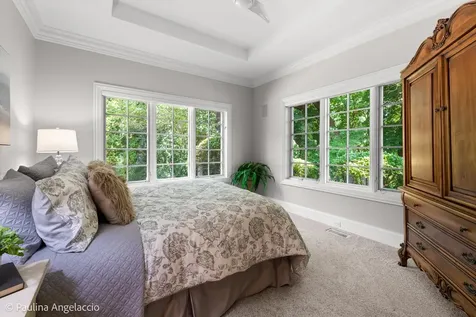5 Hillburn Court North Barrington IL 60010