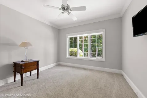 5 Hillburn Court North Barrington IL 60010