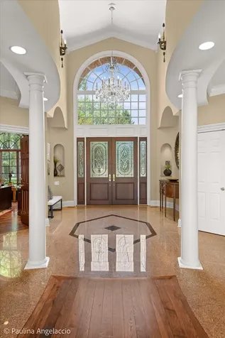 5 Hillburn Court North Barrington IL 60010