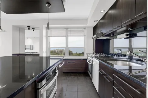 3950 North Lake Shore Drive Chicago IL 60613
