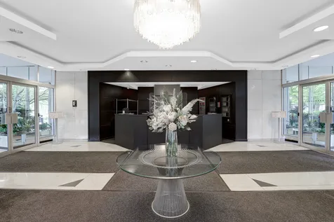 3950 North Lake Shore Drive Chicago IL 60613