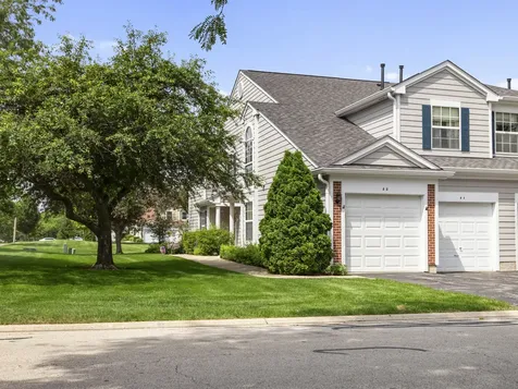 4 Truman Court Streamwood IL 60107