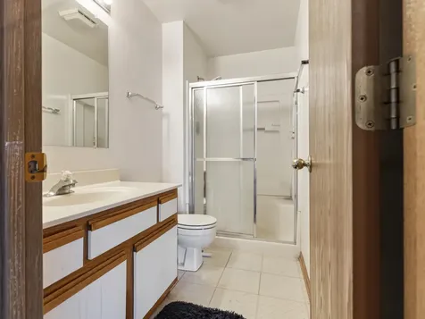 4 Truman Court Streamwood IL 60107
