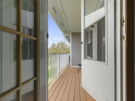 4 Truman Court Streamwood IL 60107